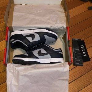 Nike Dunk Low “Georgetown”